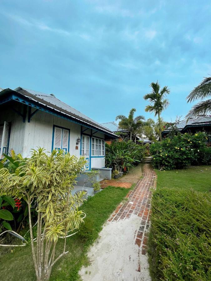 Rock And Wreck Dive Resort Tanjungbinga Экстерьер фото